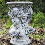 Бетонная уличная Ваза Три Гетеры