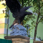 Скульптура для саду Орел з Бетону — изображение 3